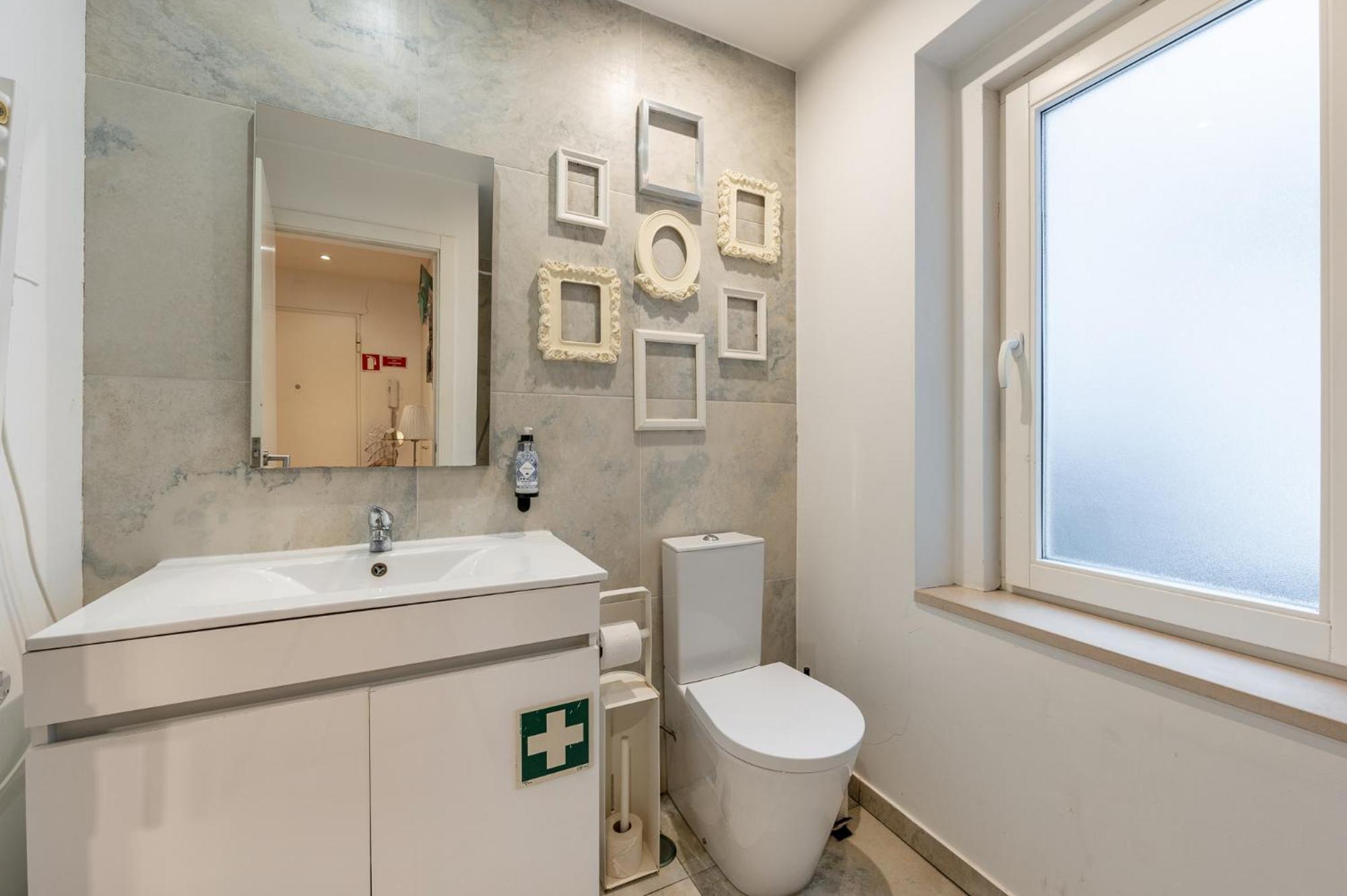 Bmyguest - 28 Tram Central Apartment Лиссабон Экстерьер фото